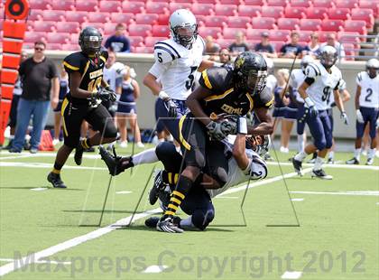 Thumbnail 1 in Central vs. Reitz (Bluegrass High School Football Showcase) photogallery.