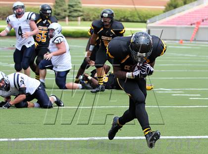 Thumbnail 2 in Central vs. Reitz (Bluegrass High School Football Showcase) photogallery.