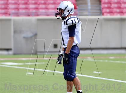 Thumbnail 1 in Central vs. Reitz (Bluegrass High School Football Showcase) photogallery.