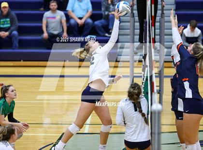Thumbnail 1 in Powers Catholic @ Lapeer East photogallery.