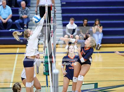 Thumbnail 3 in Powers Catholic @ Lapeer East photogallery.