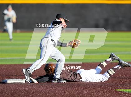 Thumbnail 1 in Harvard-Westlake vs St Francis photogallery.