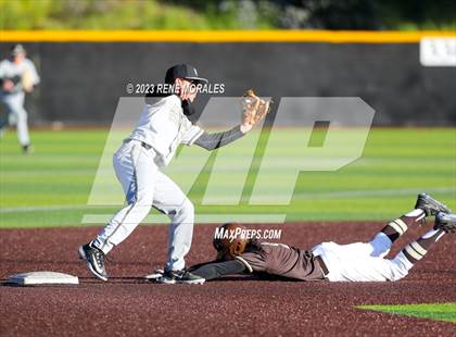 Thumbnail 3 in Harvard-Westlake vs St Francis photogallery.