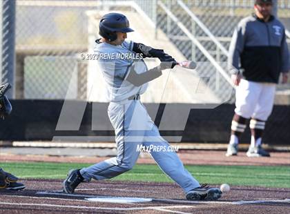 Thumbnail 2 in Harvard-Westlake vs St Francis photogallery.