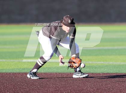 Thumbnail 2 in Harvard-Westlake vs St Francis photogallery.