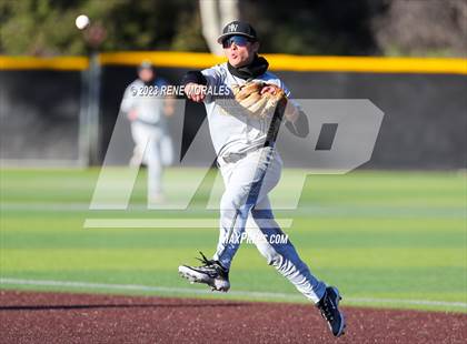 Thumbnail 3 in Harvard-Westlake vs St Francis photogallery.