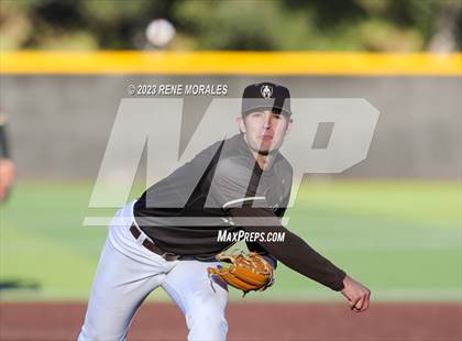 Thumbnail 1 in Harvard-Westlake vs St Francis photogallery.