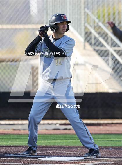 Thumbnail 3 in Harvard-Westlake vs St Francis photogallery.