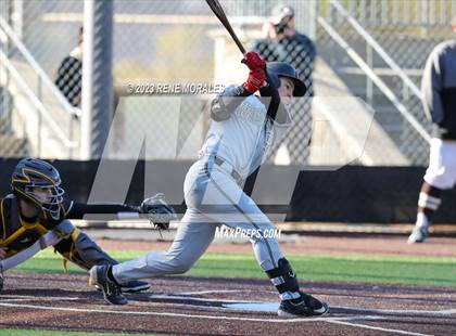 Thumbnail 3 in Harvard-Westlake vs St Francis photogallery.