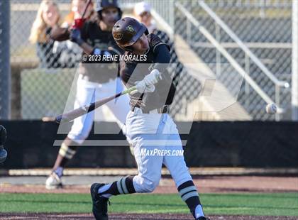 Thumbnail 3 in Harvard-Westlake vs St Francis photogallery.