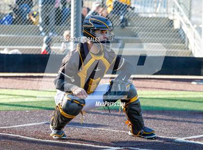 Thumbnail 1 in Harvard-Westlake vs St Francis photogallery.