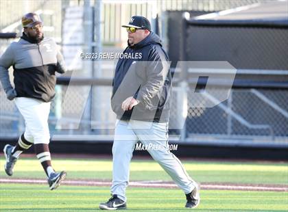 Thumbnail 2 in Harvard-Westlake vs St Francis photogallery.