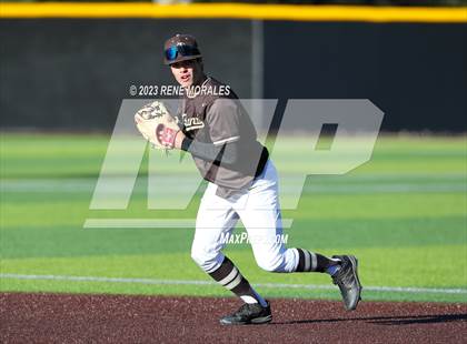Thumbnail 1 in Harvard-Westlake vs St Francis photogallery.