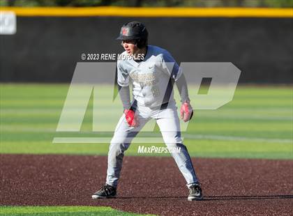 Thumbnail 3 in Harvard-Westlake vs St Francis photogallery.
