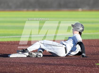 Thumbnail 1 in Harvard-Westlake vs St Francis photogallery.