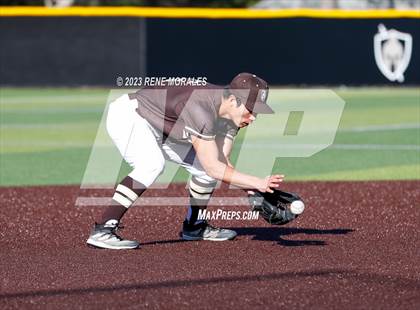Thumbnail 2 in Harvard-Westlake vs St Francis photogallery.