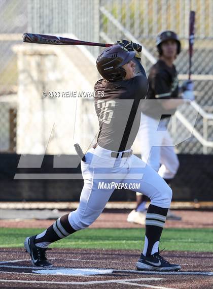 Thumbnail 1 in Harvard-Westlake vs St Francis photogallery.