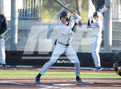 Thumbnail 3 in Harvard-Westlake vs St Francis photogallery.