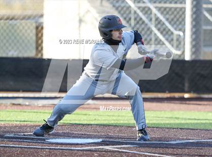 Thumbnail 1 in Harvard-Westlake vs St Francis photogallery.