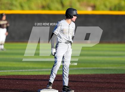 Thumbnail 1 in Harvard-Westlake vs St Francis photogallery.