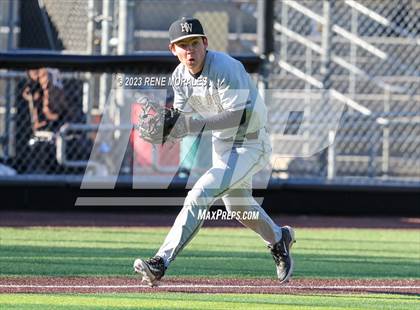 Thumbnail 3 in Harvard-Westlake vs St Francis photogallery.