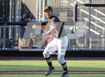 Thumbnail 1 in Harvard-Westlake vs St Francis photogallery.
