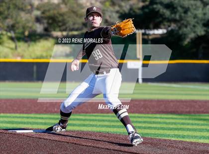 Thumbnail 3 in Harvard-Westlake vs St Francis photogallery.