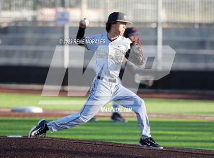 Thumbnail 3 in Harvard-Westlake vs St Francis photogallery.
