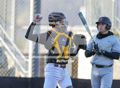 Thumbnail 2 in Harvard-Westlake vs St Francis photogallery.