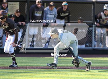Thumbnail 1 in Harvard-Westlake vs St Francis photogallery.