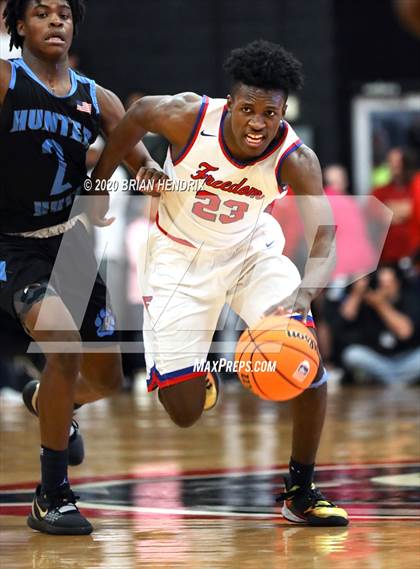 Thumbnail 2 in Huss vs. Freedom (NCHSAA 3A Western Regional Final) photogallery.