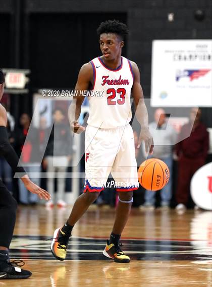 Thumbnail 3 in Huss vs. Freedom (NCHSAA 3A Western Regional Final) photogallery.