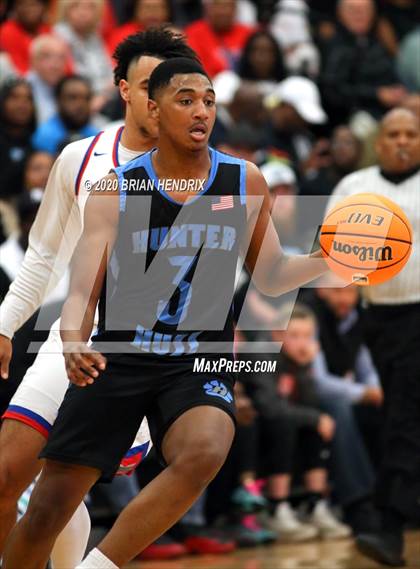 Thumbnail 1 in Huss vs. Freedom (NCHSAA 3A Western Regional Final) photogallery.