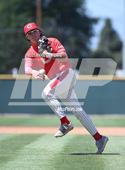 Thumbnail 1 in Los Osos vs. Corona (CIF SS Div1 Round 2) photogallery.