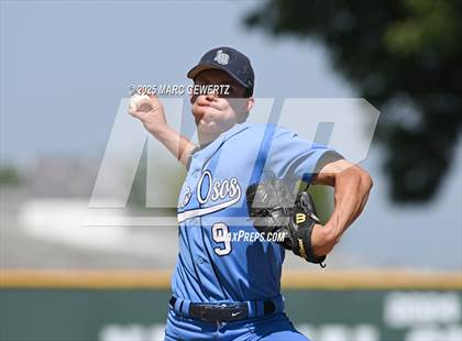 Thumbnail 2 in Los Osos vs. Corona (CIF SS Div1 Round 2) photogallery.