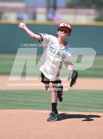 Thumbnail 1 in Los Osos vs. Corona (CIF SS Div1 Round 2) photogallery.