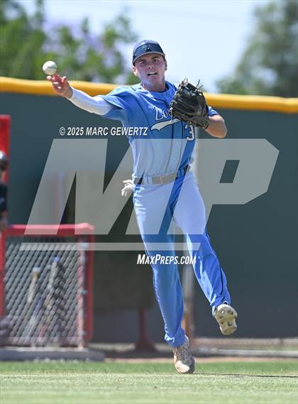 Thumbnail 1 in Los Osos vs. Corona (CIF SS Div1 Round 2) photogallery.