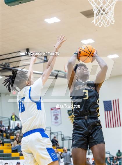 Thumbnail 2 in Salesian College Preparatory vs. Windward (The Classic at Damien) photogallery.