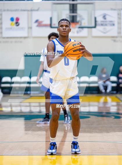 Thumbnail 1 in Salesian College Preparatory vs. Windward (The Classic at Damien) photogallery.