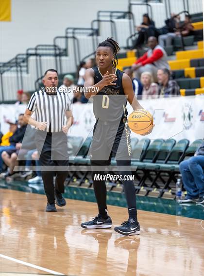 Thumbnail 1 in Salesian College Preparatory vs. Windward (The Classic at Damien) photogallery.