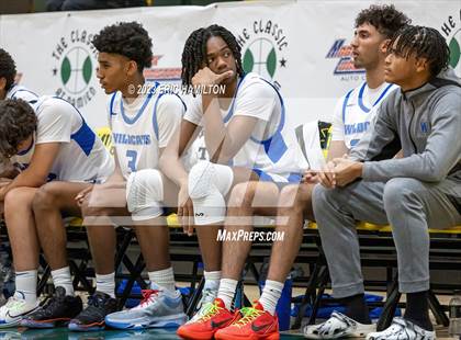 Thumbnail 1 in Salesian College Preparatory vs. Windward (The Classic at Damien) photogallery.