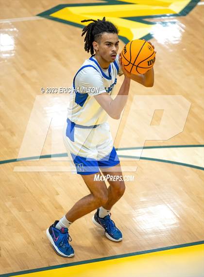 Thumbnail 1 in Salesian College Preparatory vs. Windward (The Classic at Damien) photogallery.