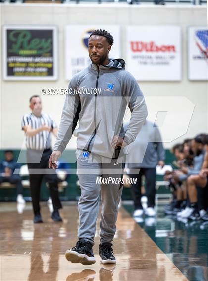 Thumbnail 3 in Salesian College Preparatory vs. Windward (The Classic at Damien) photogallery.
