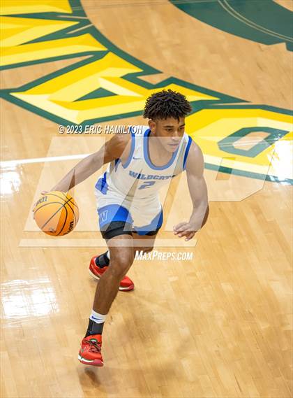 Thumbnail 3 in Salesian College Preparatory vs. Windward (The Classic at Damien) photogallery.