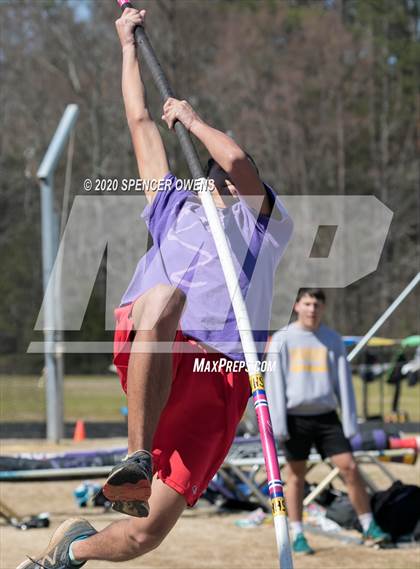 Thumbnail 1 in Trojan Relays Preseason Invitational photogallery.