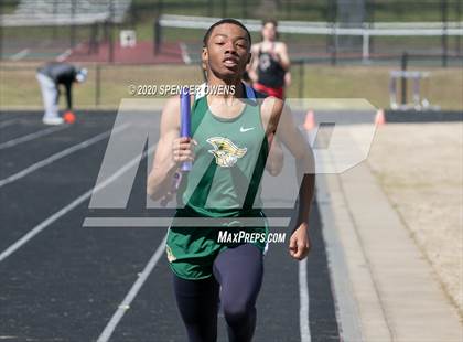Thumbnail 1 in Trojan Relays Preseason Invitational photogallery.