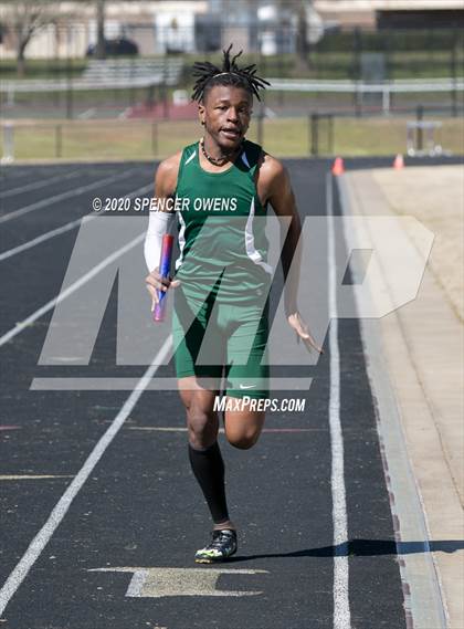 Thumbnail 1 in Trojan Relays Preseason Invitational photogallery.