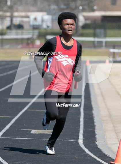 Thumbnail 1 in Trojan Relays Preseason Invitational photogallery.