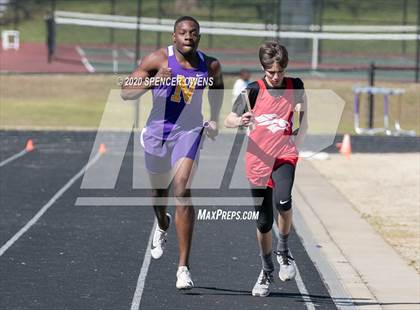 Thumbnail 2 in Trojan Relays Preseason Invitational photogallery.