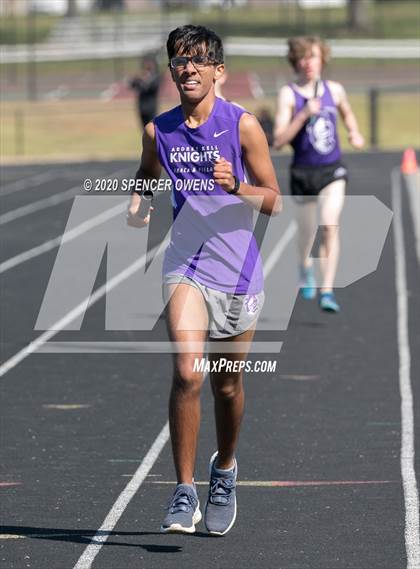 Thumbnail 1 in Trojan Relays Preseason Invitational photogallery.